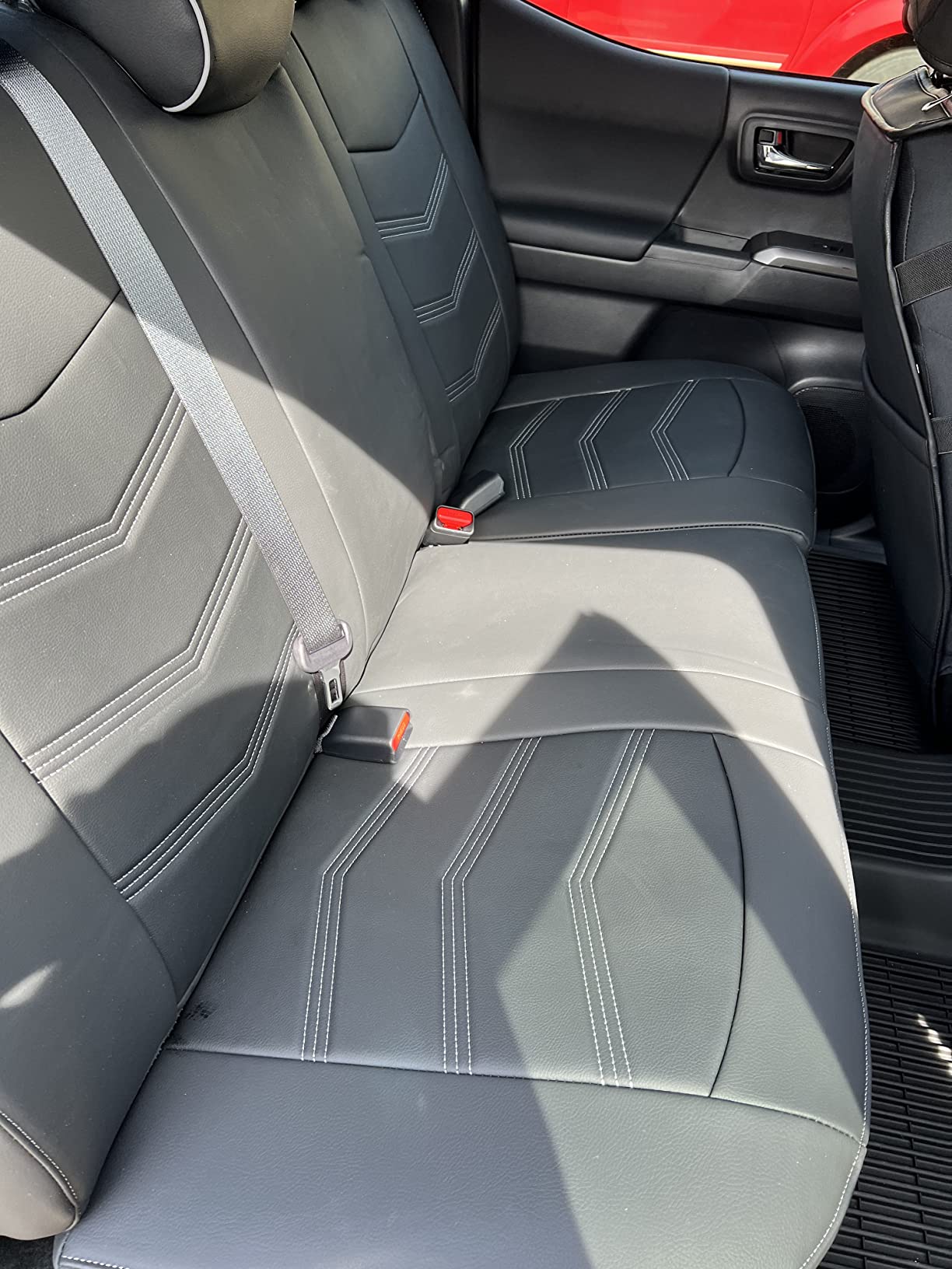 Tomatoman Tacoma Coprisedili personalizzati per pick-up Sport Double Cab SR V6 2005-2025, cuscini per auto impermeabili in ecopelle (2 pezzi anteriori, nero-bianco Tomatoman Tacoma Coprisedili personalizzati per pick-up Sport Double Cab SR V6 2005-2025, cuscini per auto impermeabili in ecopelle (2 pezzi anteriori, nero-bianco
